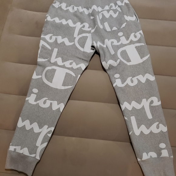 Champion hoodie and sweatpants set - Picture 4 of 8